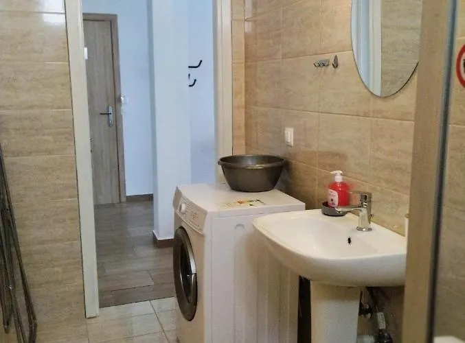 ι μυκονιάτη * Nea Kallikrateia